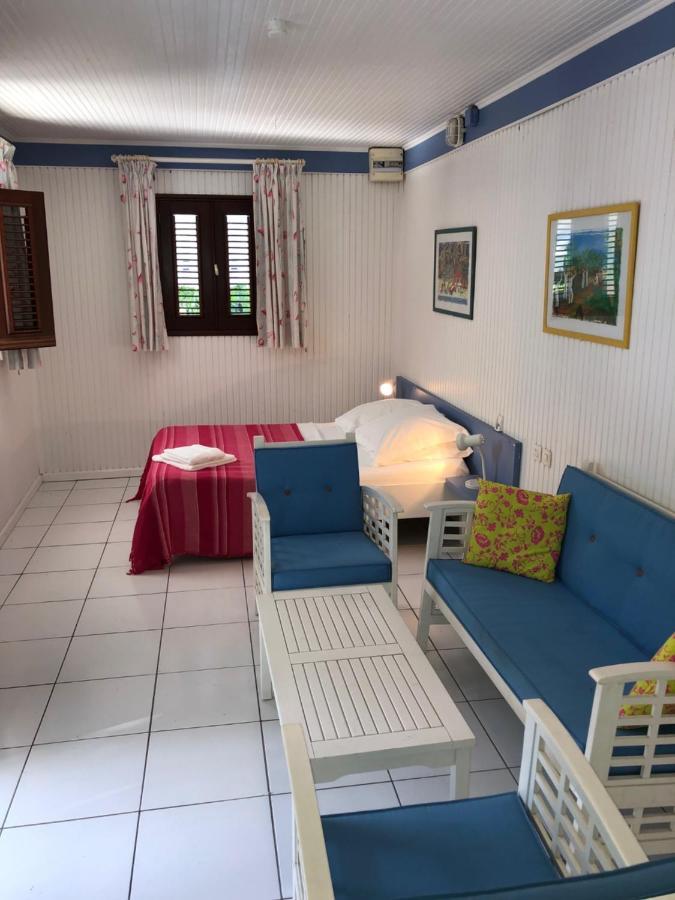 Coco-Mango Apt C Deshaies Kültér fotó